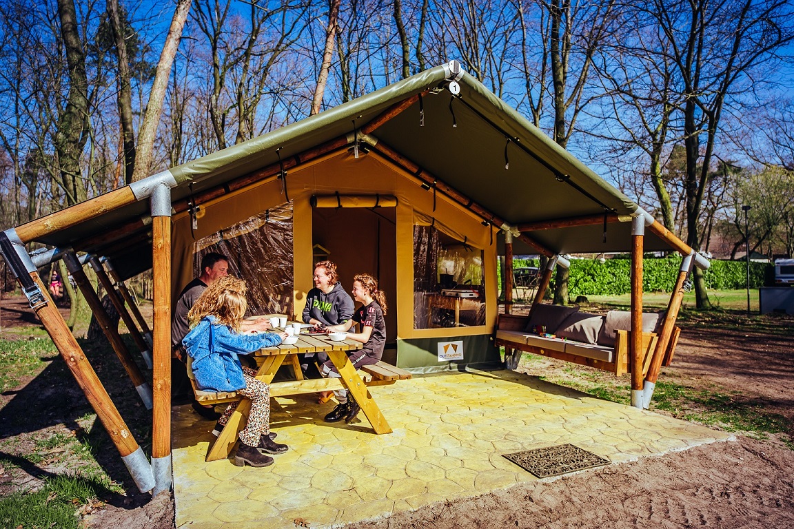 La tenda safari di Bobbie